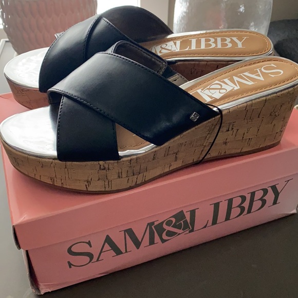 Sam and Libby slip one - Picture 2 of 3